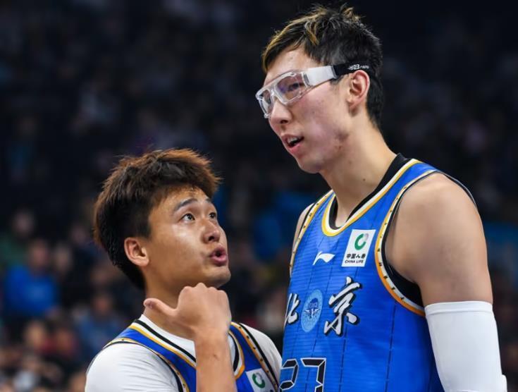 世界杯官方平台-周琦：去年赵睿第一选择不是北京首钢，而是南方某球队